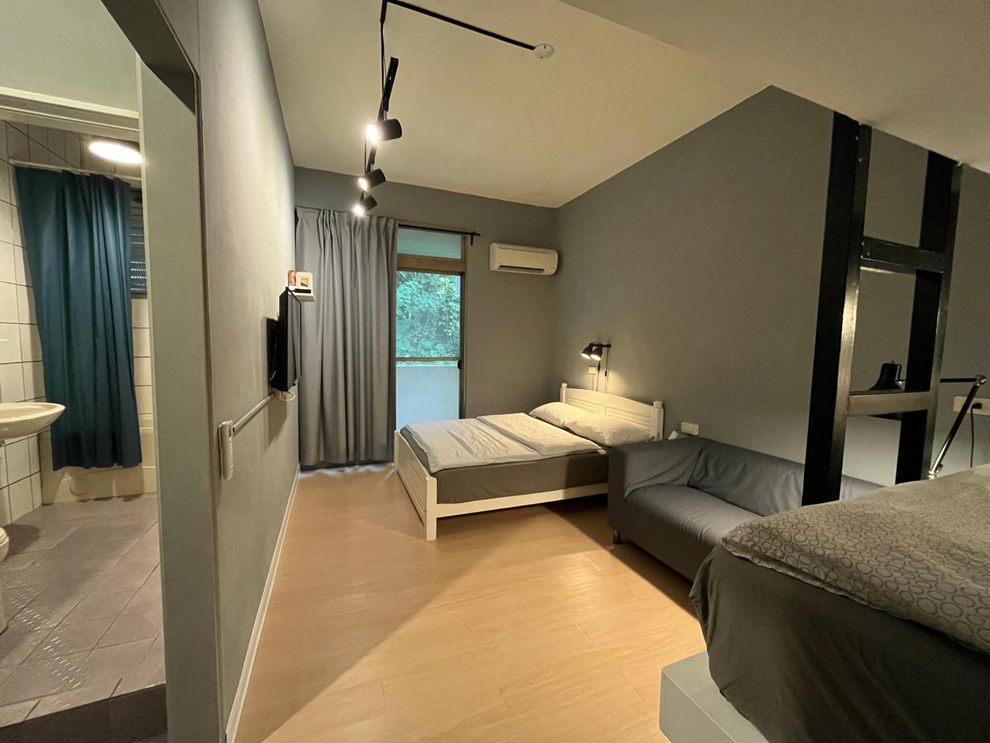 Dali Yi International Hostel Toucheng Room photo