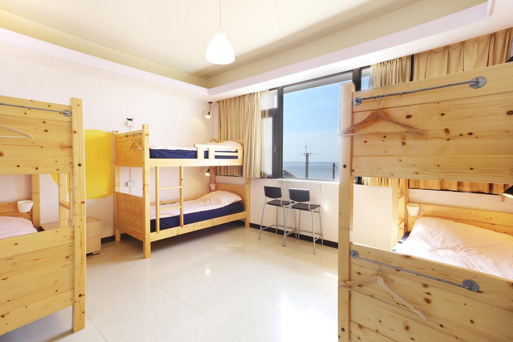Dali Yi International Hostel Toucheng Exterior photo